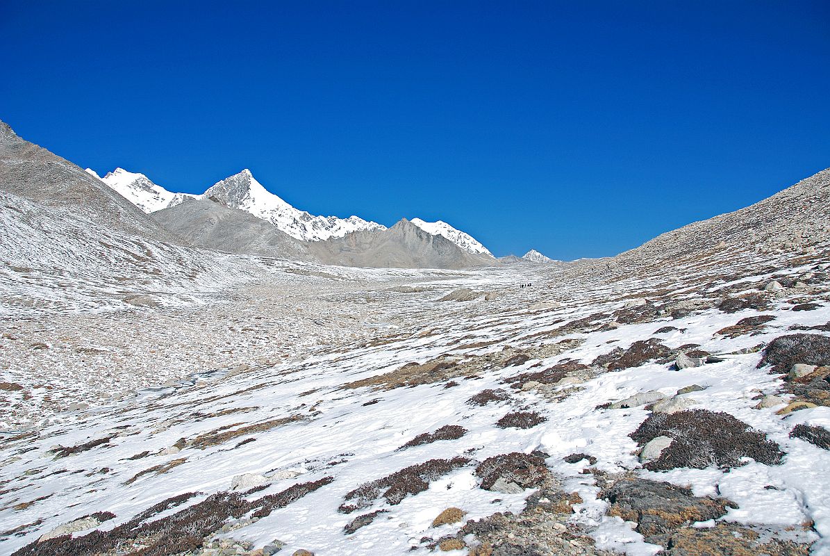 07 Trail Reaches 5000m Plateau On Trek To Kong Tso And Shishapangma East Face The trail to Kong Tso and Shishapangma East Face reaches a 5000m plateau with views starting to open up to Nyanang Ri, Shishapangma and Phola Gangchen.